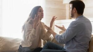 A Good Couples Therapist Sees More Than the Argument