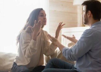 A Good Couples Therapist Sees More Than the Argument